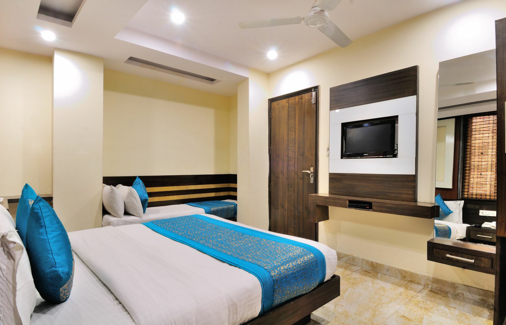 Hotel Gold Star Inn - Paharganj New Delhi Exterior foto